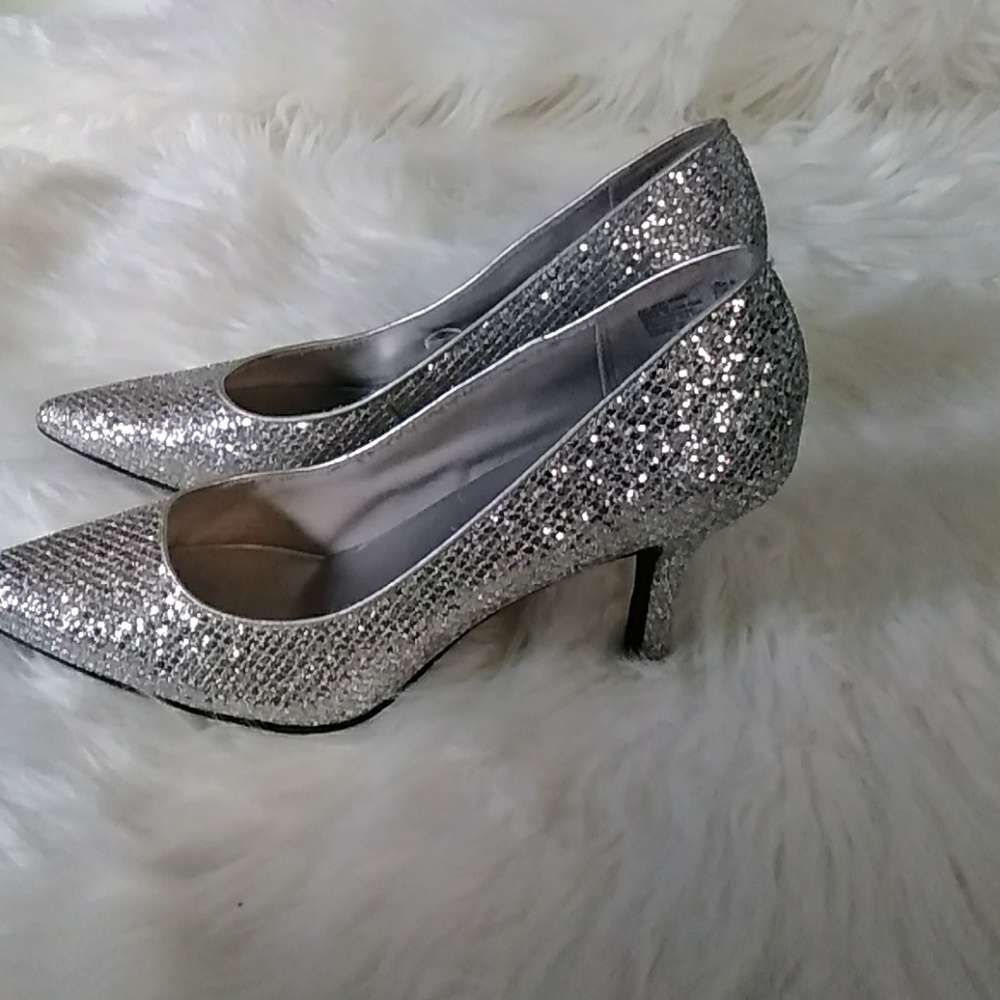 Women's heels